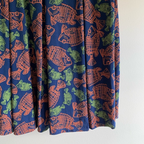 Lularoe Madison skirt fish size small - Picture 4 of 6